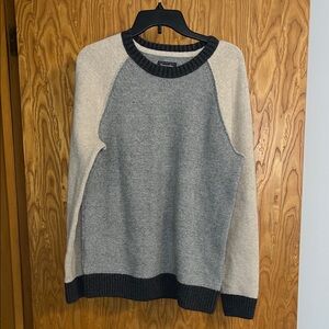 Abercrombie & Fitch Colorblock Crewneck Sweater — Beige & Gray